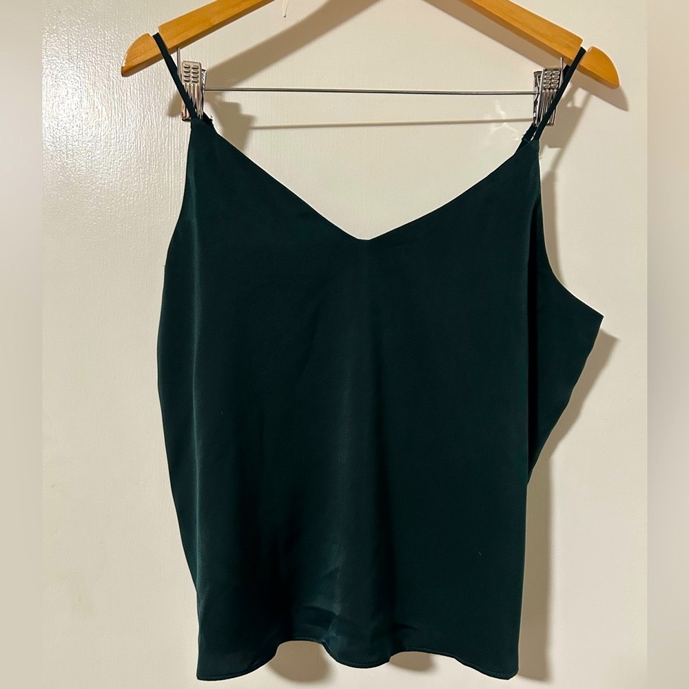 Lucy Paris Karine Cami Emerald Green V-neck Split Crossover Open Back Large NWT
